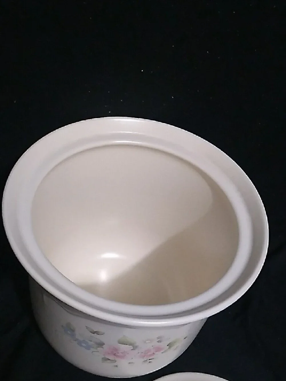 Vintage Pfaltzgraff Tea Rose Stoneware Canister (B9)